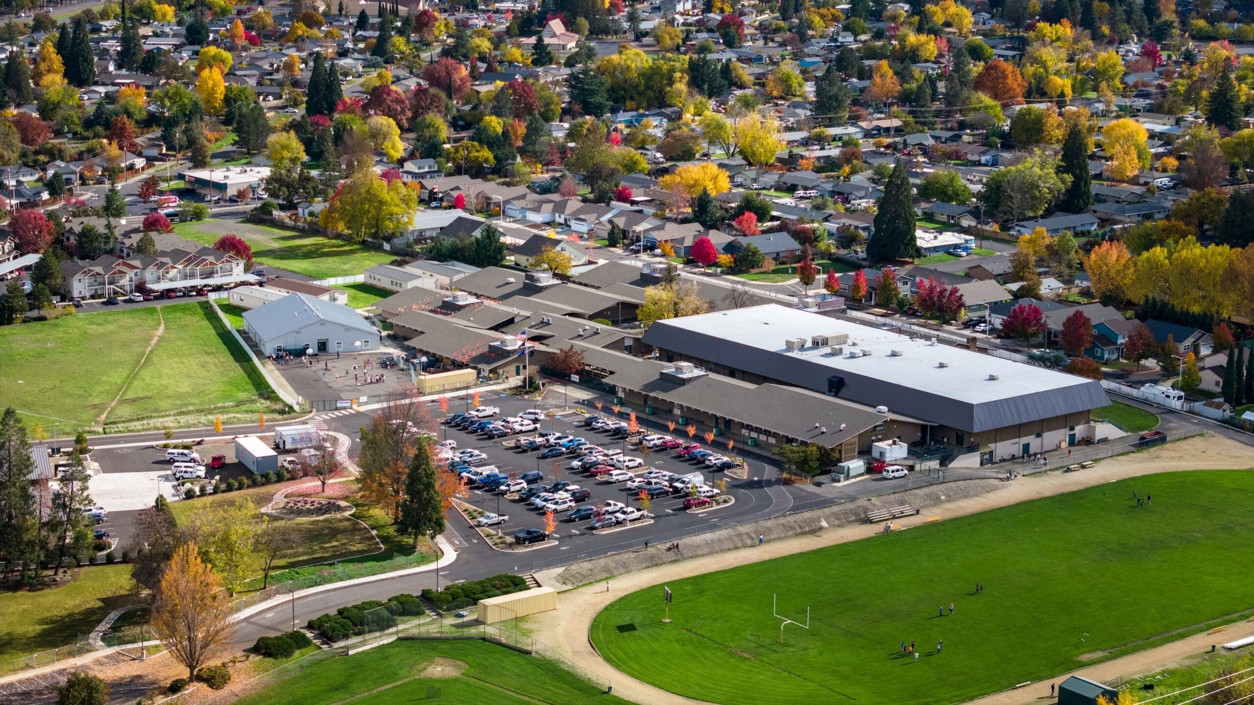 Scenic Middle School Parking Lot and New Building POWELL Engineering